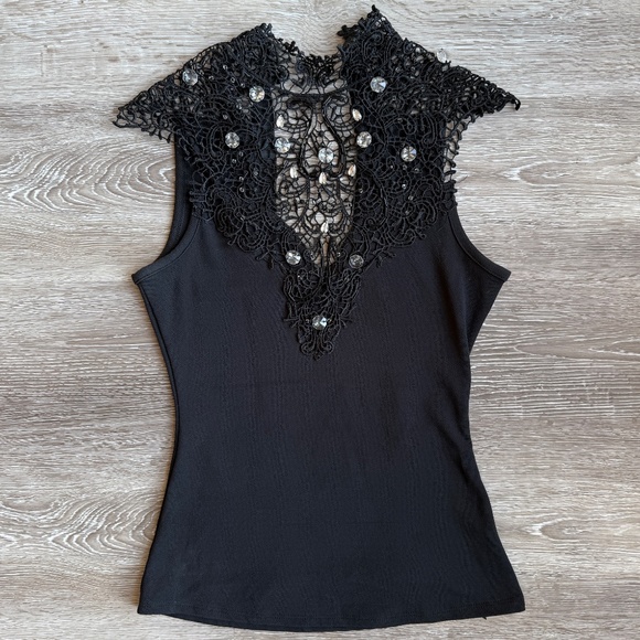 Stunning Black High Neck Lace Open Back Top - Picture 5 of 9